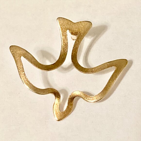 Vintage Dove Bird Lapel Tie Tac Pin Peace Holy Spirit Gold Tone Brass Silhouette - Picture 5 of 8